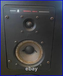 AR ACOUSTIC RESEARCH AR58BX Speaker Cabinets- Excellent Condition Make an Offer
