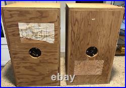 AR Acoustic Research AR-2 Speakers Serial #F18022 /23 Perfect Working Condition