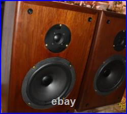 AR Acoustic Research Connoisseur 20c Bookshelf Speakers Pair Vintage