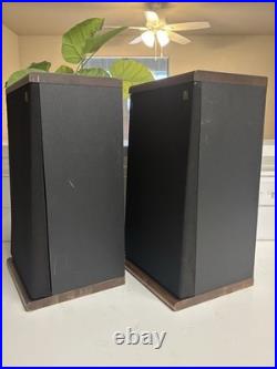 AR Acoustic Research TSW 210B Bookshelf Speakers? Made in USA? Working Read