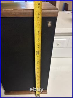 AR Acoustic Research TSW 210B Bookshelf Speakers? Made in USA? Working Read
