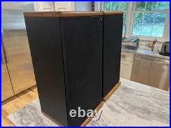 AR Acoustic Research TSW 410 Speakers 3-Way 100 Watt 4 Ohm Vintage 1987 Hifi