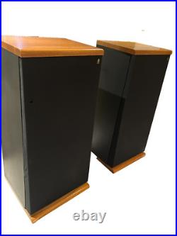 AR Acoustic Research Vintage TSW 510 Speakers, Great Condition, Oak