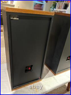 AR Acoustic Research Vintage TSW 510 Speakers, Great Condition, Oak