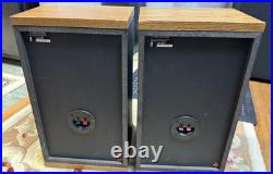 AR TSW 210 Acoustic Research TSW 210 Bookshelf 2 Way Speakers
