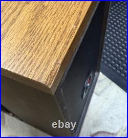 AR TSW 210 Acoustic Research TSW 210 Bookshelf 2 Way Speakers