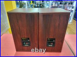 Acoustic Research 208HO Bookshelf Speakers 2-Way Bass Reflex Pair