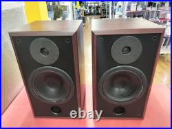 Acoustic Research 208HO Bookshelf Speakers 2-Way Bass Reflex Pair
