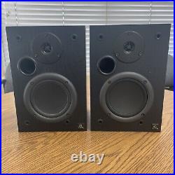 Acoustic Research 215-PS 2-Way Bookshelf Speakers Excellent Condition