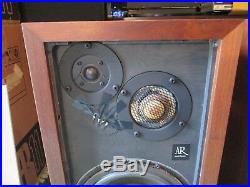 Acoustic Research 3a Speakers in Mint Condition
