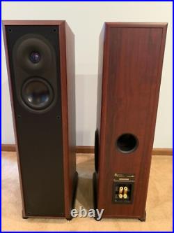 Acoustic Research AR11 Tower Speakers. Solid Hardwood Cabinets. Great Condition