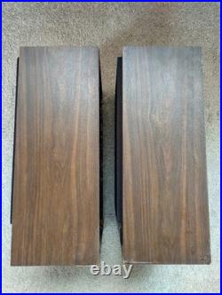 Acoustic Research AR18s Vintage Speakers Book Shelf, Pickup Only