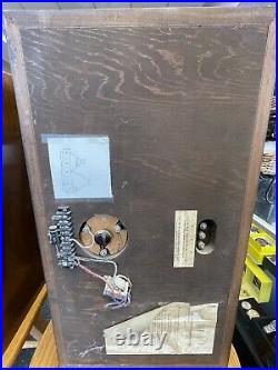 Acoustic Research AR1 Vintage Speakers Suspension Loudspeaker System Wow! AR-1