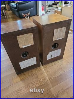 Acoustic Research AR2ax speakers