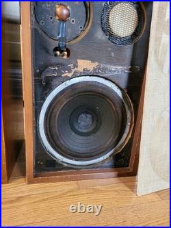 Acoustic Research AR2ax speakers