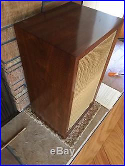 Acoustic Research AR3 AR-3 speakers one owner, SN C1440, 1425 Acoustic Research AR3 AR-3 speakers one owner, SN C1440, 1425