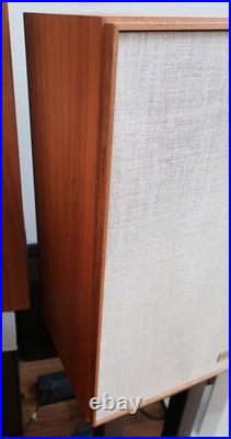 Acoustic Research AR3a Improved European model. Near excellent condition