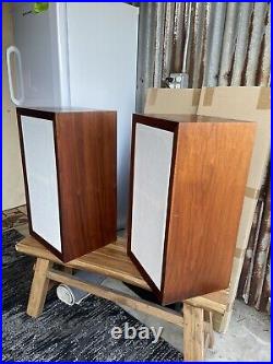 Acoustic Research AR3a Speakers