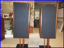 Acoustic Research AR40 Connoisseur speakers
