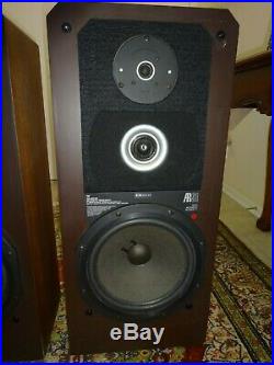 Acoustic Research AR91 Vintage Speakers 3-Way 12 Woofers