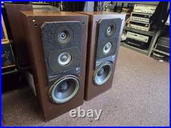 Acoustic Research AR92 Pair of Floor Speakers