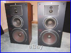 Acoustic Research AR98 LS stereo speakers