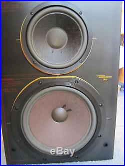 Acoustic Research AR98 ls speakers