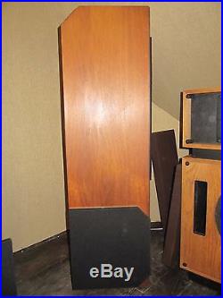 Acoustic Research AR9 Floorstanding Speakers second owner