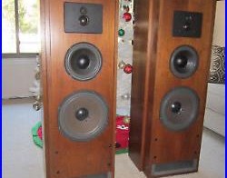 Acoustic Research AR9 LSI speakers