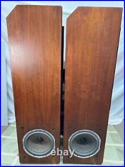 Acoustic Research AR9 Speakers