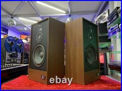 Acoustic Research AR 25 Speakers 2 Way 50 Watts RMS Vintage 1979 WORK Good Look
