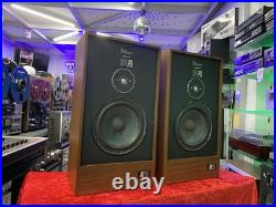 Acoustic Research AR 25 Speakers 2 Way 50 Watts RMS Vintage 1979 WORK Good Look