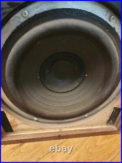 Acoustic Research AR-2A Vintage Speakers Wood Cabinets Untested Read