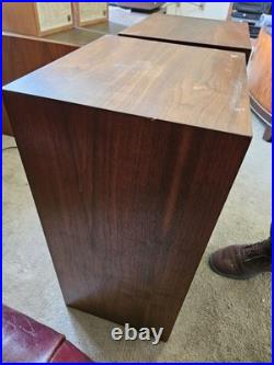 Acoustic Research AR-2aX -Vintage Speakers Set Of 2 Walnut Cabinets Untested