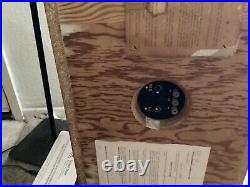 Acoustic Research AR-2a Speakers. Parts local pick up only