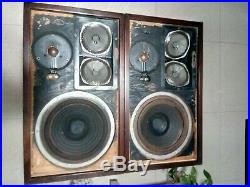 Acoustic Research AR-2a speakers
