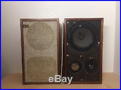 Acoustic Research AR-2ax Acoustic Suspension Loudspeaker System, Two Speakers