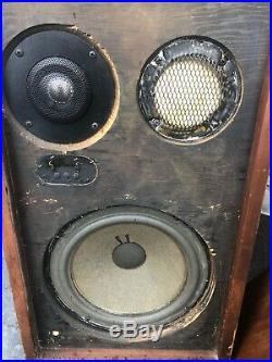 Acoustic Research AR-2ax Loud speakers (Pair) Local Pickup Only