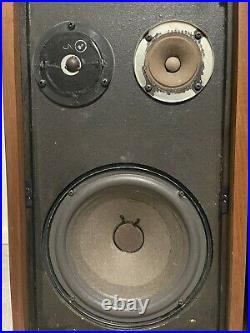 Acoustic Research AR 2ax Speakers