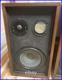 Acoustic Research AR-2ax Speakers -Pair L&R -Some Scratches -Sound Good -Pick Up