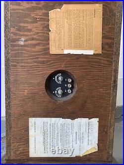 Acoustic Research AR 2ax Speakers, Stands, New Grills, New Caps, Pair, Vintage