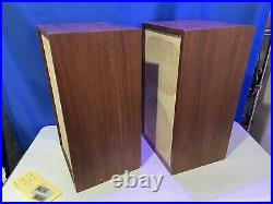 Acoustic Research AR-2ax Vintage Loudspeakers