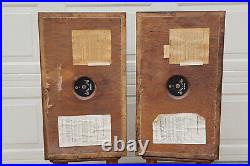 Acoustic Research AR-2x Vintage Speakers (Mint Cabinets)