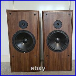 Acoustic Research AR- 30B speakers