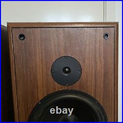 Acoustic Research AR- 30B speakers