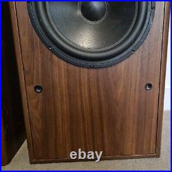 Acoustic Research AR- 30B speakers