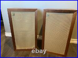 Acoustic Research AR 3 Speaker Early Edition Pair Vintage Speakers