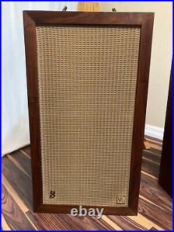Acoustic Research AR-3 Vintage Audiophile Speakers Walnut ORIGINAL OWNER