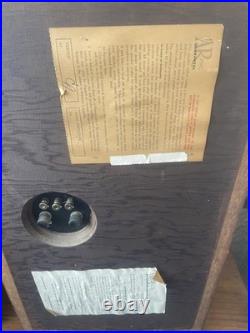 Acoustic Research AR-3 Vintage Speakers