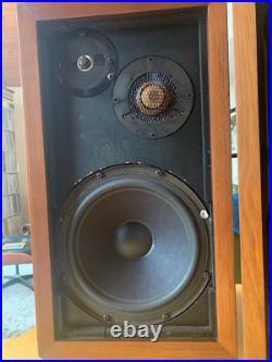 Acoustic Research AR 3a Speakers